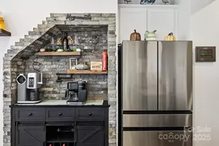 208 Canoga Ave, York, SC 29745 - Photo 7