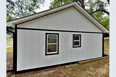 2633 Brentwood Place, Charlotte, NC 28208 - Photo 23