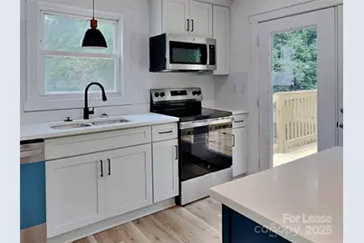 2633 Brentwood Place, Charlotte, NC 28208 - Photo 9