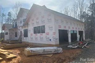 9215 Island Point Rd, Charlotte, NC 28278 - Photo 3