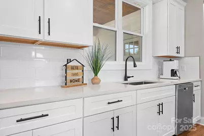 615 Sandycrest Drive, Cherryville, NC 28021 - Photo 11