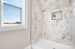 615 Sandycrest Dr, Cherryville, NC 28021 - Photo 25