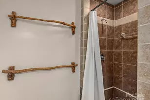 6 Star Berry Ln, Fairview, NC 28730 - Photo 15