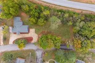 1515 Berkley St SW, Lenoir, NC 28645 - Photo 21