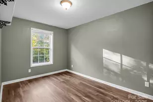 663 Landrum Rd, Columbus, NC 28722 - Photo 17