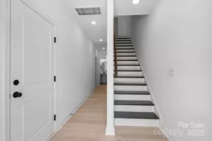 190 Cherry Spgs Ln, Asheville, NC 28804 - Photo 5