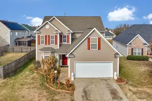 7027 Napton Ct, Charlotte, NC 28213 - Photo 1