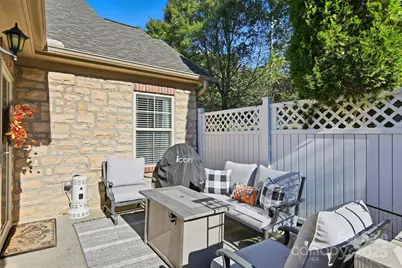 817 Wynnshire Drive #B, Hickory, NC 28601 - Photo 5