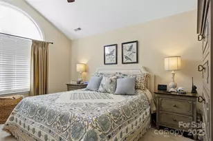 817 Wynnshire Drive, Hickory, NC 28601 - Photo 21