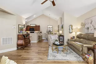 817 Wynnshire Drive, Hickory, NC 28601 - Photo 11