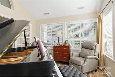 817 Wynnshire Drive #B, Hickory, NC 28601 - Photo 13