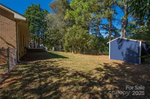 1004 Sandy Ct, Gastonia, NC 28056 - Photo 35