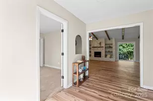 1004 Sandy Ct, Gastonia, NC 28056 - Photo 5