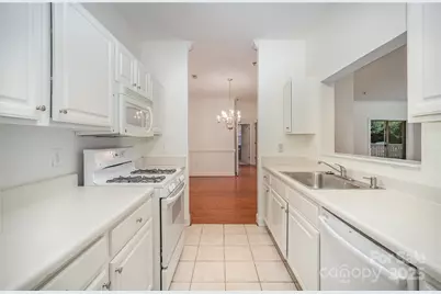 5617 Fairview Road #2, Charlotte, NC 28209 - Photo 11