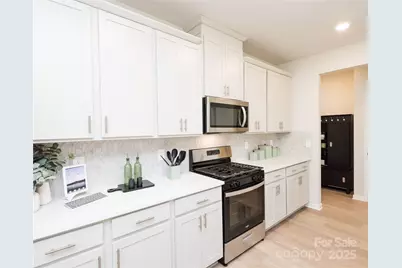 7233 Yardley Street, Gastonia, NC 28056 - Photo 3