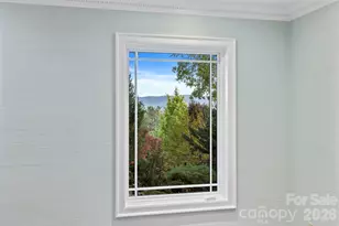 31 Ridge Dr S, Hendersonville, NC 28739 - Photo 25