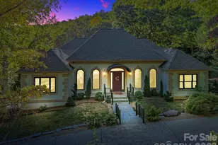 31 Ridge Dr S, Hendersonville, NC 28739 - Photo 3