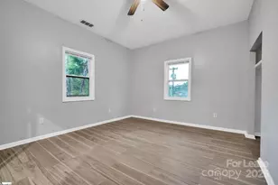 426 Arch St, Spartanburg, SC 29301 - Photo 13