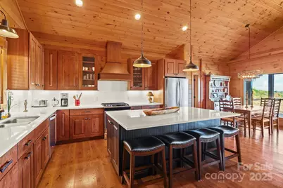 584 Grey Fox Ridge, Banner Elk, NC 28604 - Photo 9