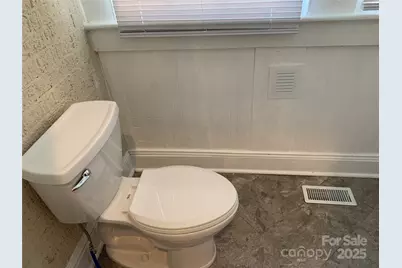 715 E Marion Street, Shelby, NC 28150 - Photo 21