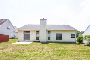 7911 Vermilion Dr, Charlotte, NC 28215 - Photo 15