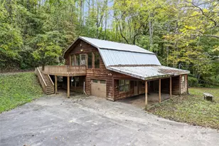 940 Haynes Cove, Clyde, NC 28721 - Photo 5