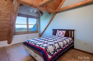 212 Jayhawk Ln, Brevard, NC 28712 - Photo 23