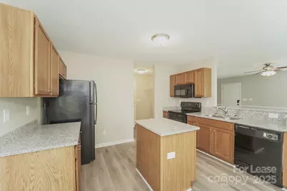 11126 Amber Glen Drive, Charlotte, NC 28269 - Photo 7