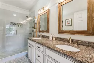 18009 Kings Point Dr, Cornelius, NC 28031 - Photo 31