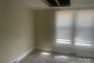 208 Virginia Ave W, Bessemer City, NC 28016 - Photo 15