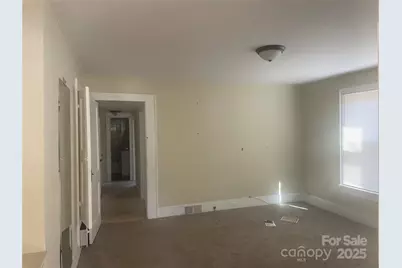 208 Virginia Avenue W, Bessemer City, NC 28016 - Photo 17