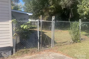 208 Virginia Ave W, Bessemer City, NC 28016 - Photo 19