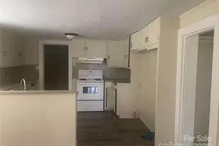 208 Virginia Ave W, Bessemer City, NC 28016 - Photo 9