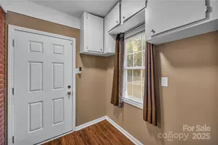 1018 Dudley Dr, Charlotte, NC 28205 - Photo 21