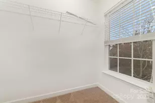 2413 Orofino Ct, Charlotte, NC 28269 - Photo 33