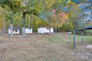 1433 Poovey Hill Ln, Lincolnton, NC 28092 - Photo 25