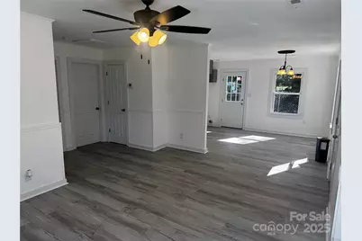 1123 Saratoga Drive, Charlotte, NC 28208 - Photo 5