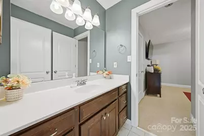 1710 30th Avenue Drive NE, Hickory, NC 28601 - Photo 33