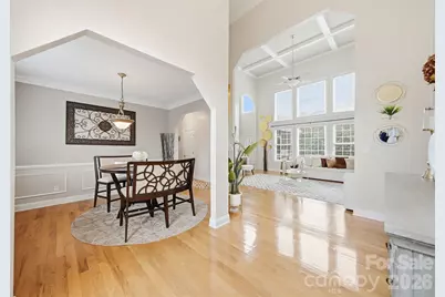 1710 30th Avenue Drive NE, Hickory, NC 28601 - Photo 3