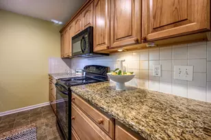 4314 Ivanhoe Pl, Charlotte, NC 28205 - Photo 7