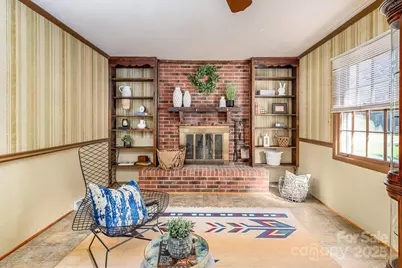 4314 Ivanhoe Place #26, Charlotte, NC 28205 - Photo 11