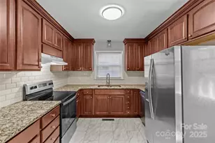 8341 Reedy Creek Rd, Charlotte, NC 28215 - Photo 25