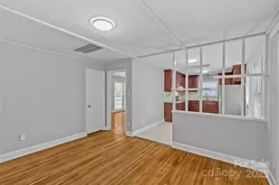 8341 Reedy Creek Rd, Charlotte, NC 28215 - Photo 17