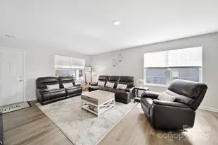 657 Mile Crk Rd, Edgemoor, SC 29712 - Photo 9