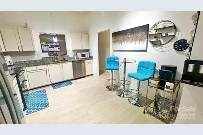 2434 Summer Meadow Court, Charlotte, NC 28216 - Photo 15