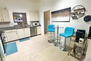 2434 Summer Meadow Ct, Charlotte, NC 28216 - Photo 15