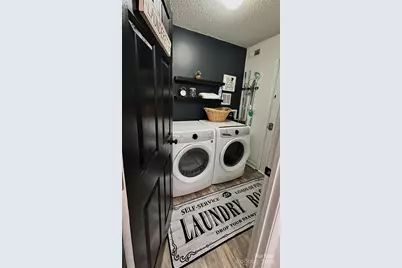 2434 Summer Meadow Court, Charlotte, NC 28216 - Photo 7