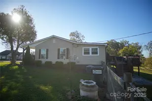 336 Webb Farm Rd, Shelby, NC 28152 - Photo 3