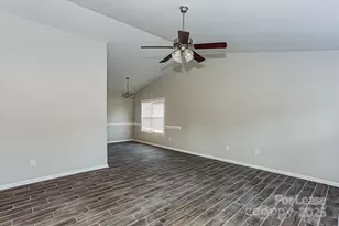 807 Fisher St, Concord, NC 28027 - Photo 5