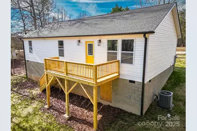 170 Lake Mountain View Drive, Marion, NC 28752 - Photo 5